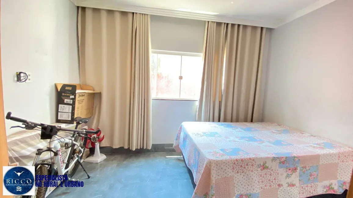 Foto 8 de Casa com 3 quartos à venda, 390m2 em São Francisco, Goiania - GO