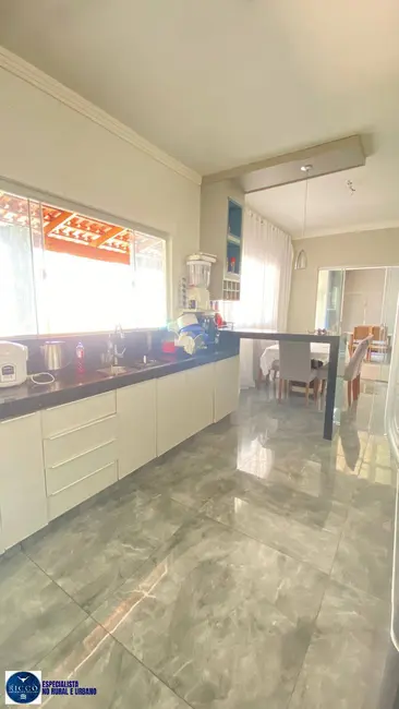 Foto 4 de Casa com 3 quartos à venda, 390m2 em São Francisco, Goiania - GO