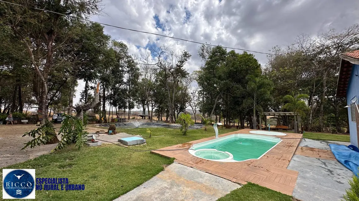 Foto 8 de Chácara com 5 quartos à venda, 7500m2 em Bonfinopolis - GO