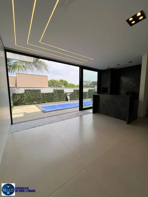 Foto 9 de Casa de Condomínio com 5 quartos à venda, 400m2 em Jardins Lisboa, Goiania - GO
