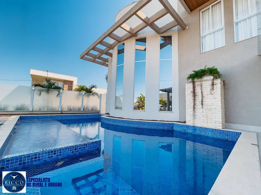 Foto 2 de Casa de Condomínio com 5 quartos à venda, 734m2 em Jardins Lisboa, Goiania - GO