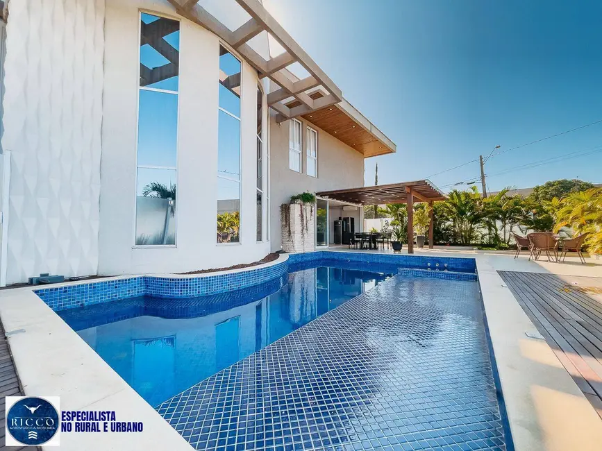 Foto 1 de Casa de Condomínio com 5 quartos à venda, 734m2 em Jardins Lisboa, Goiania - GO