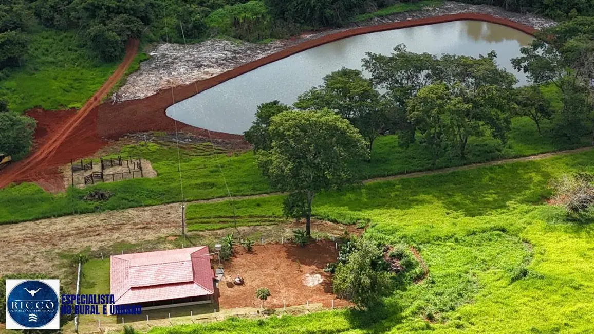 Foto 2 de Chácara com 3 quartos à venda em Aracu - GO