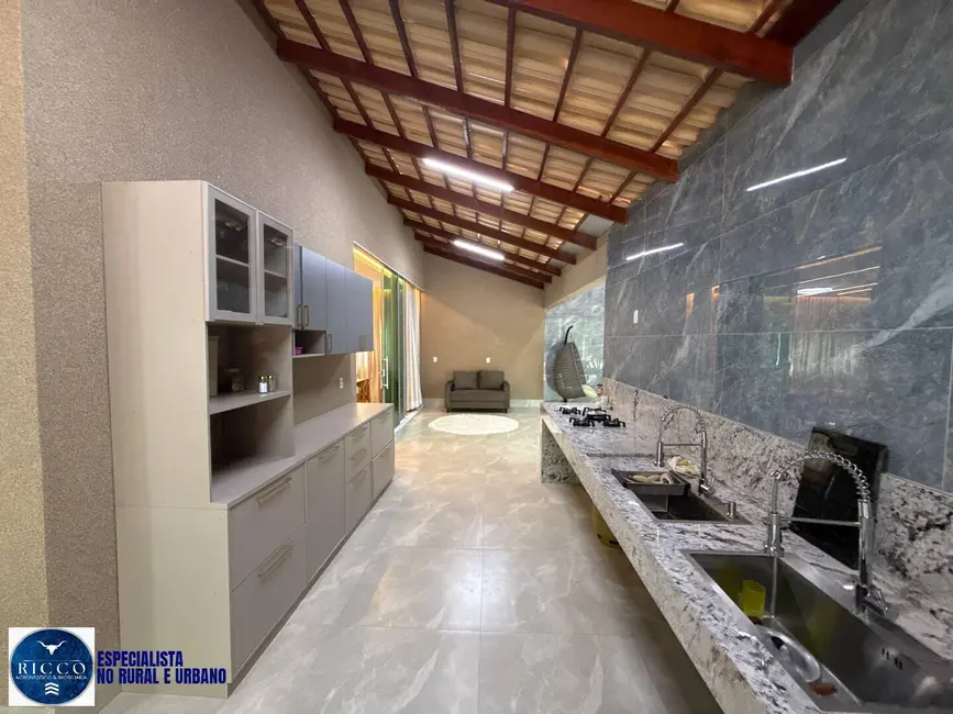 Foto 9 de Chácara com 5 quartos à venda, 18000m2 em Hidrolandia - GO