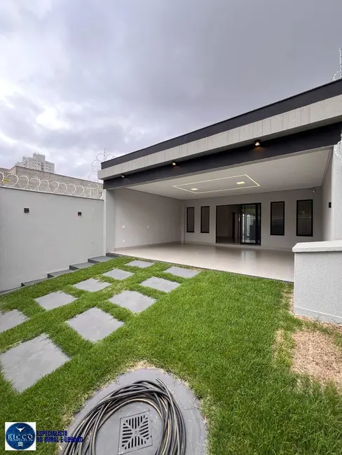 Foto 3 de Casa com 3 quartos à venda, 225m2 em Jardim Atlântico, Goiania - GO