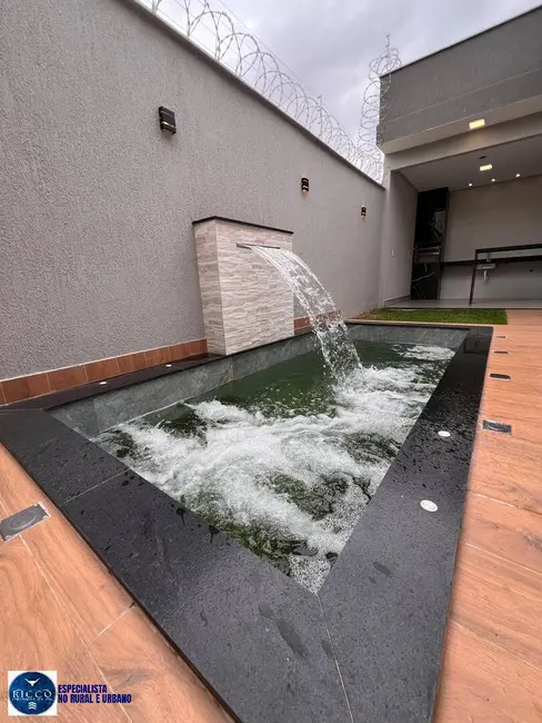 Foto 1 de Casa com 3 quartos à venda, 225m2 em Jardim Atlântico, Goiania - GO