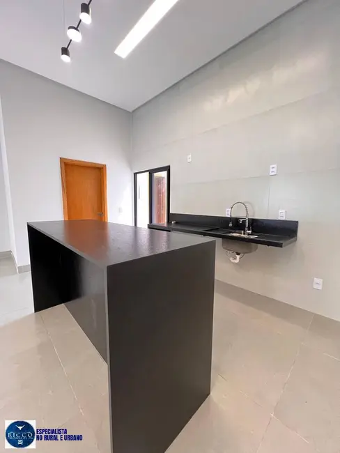 Foto 6 de Casa com 3 quartos à venda, 225m2 em Jardim Atlântico, Goiania - GO