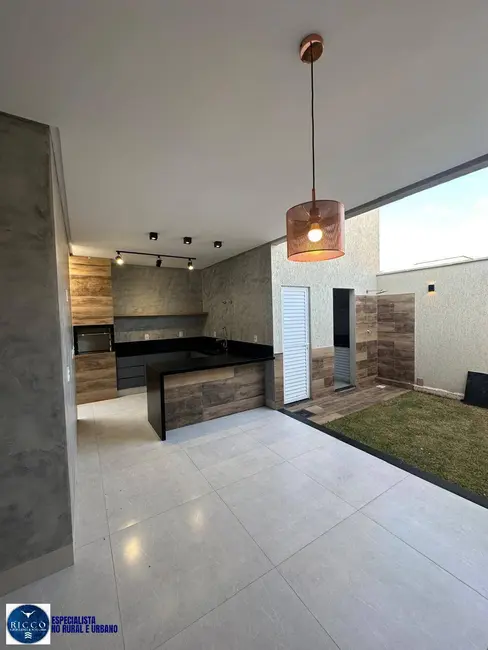 Foto 1 de Casa com 3 quartos à venda, 210m2 em Jardim Atlântico, Goiania - GO