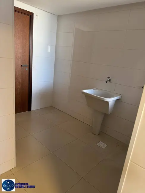 Apartamento com 3 quartos à venda, 132m2 em Setor Bueno, Goiania - GO - imagem 9 Foto 9 de Apartamento com 3 quartos à venda, 132m2 em Setor Bueno, Goiania - GO