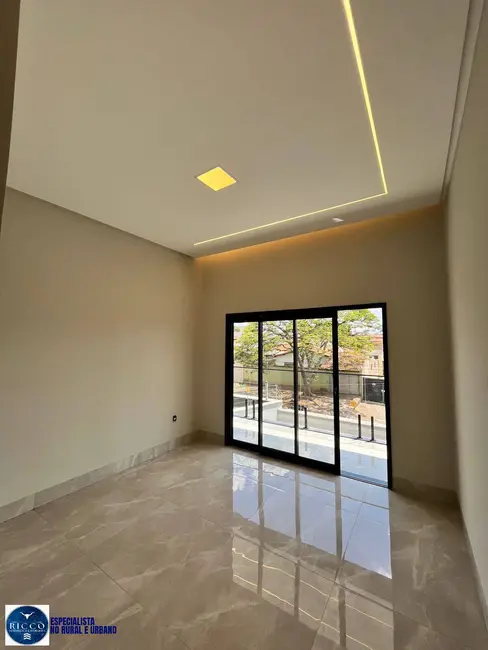 Sobrado com 4 quartos à venda, 240m2 em Jardim Presidente, Goiania - GO - imagem 8 Foto 8 de Sobrado com 4 quartos à venda, 240m2 em Jardim Presidente, Goiania - GO