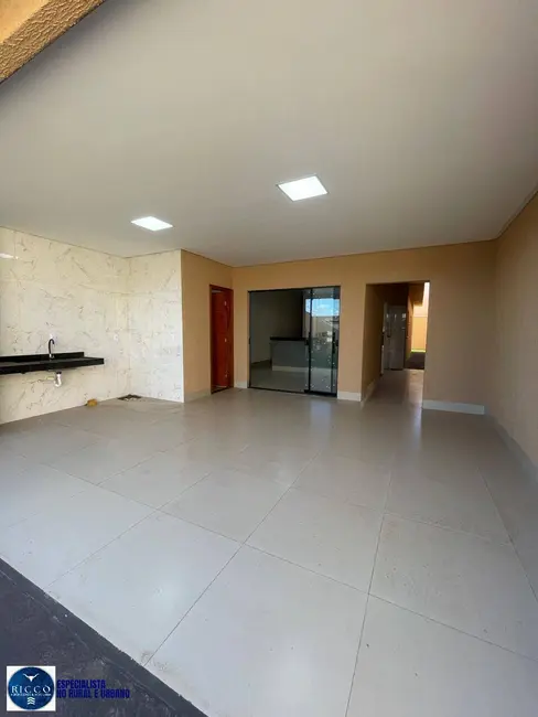 Foto 1 de Casa com 3 quartos à venda, 190m2 em Setor Conde dos Arcos, Aparecida De Goiania - GO