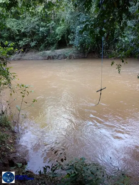 Foto 6 de Chácara com 2 quartos à venda, 4000m2 em Bela Vista De Goias - GO