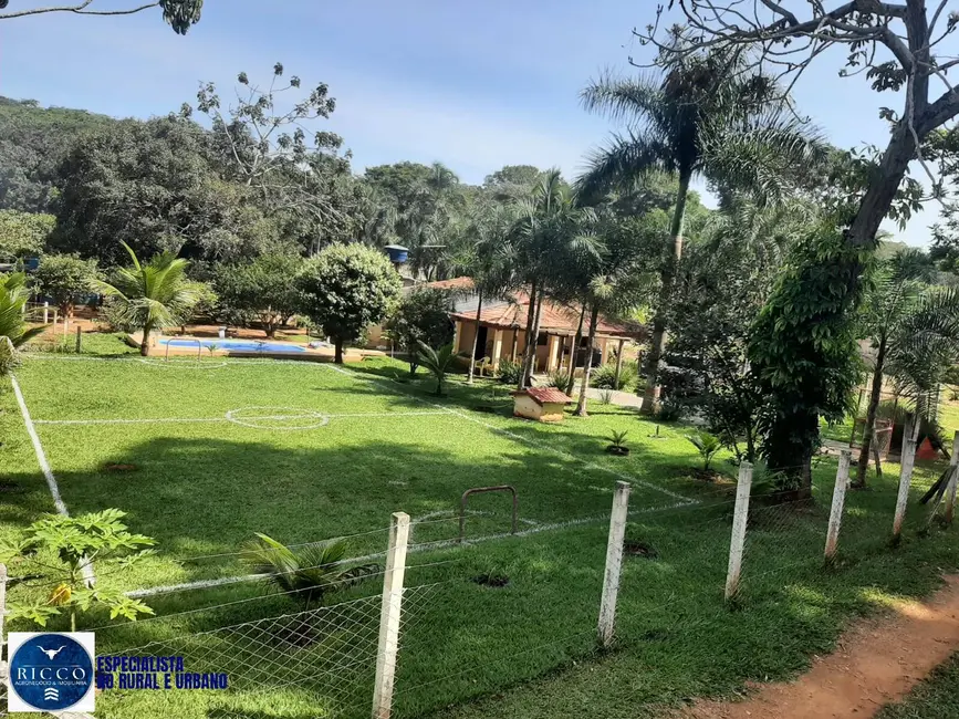 Foto 1 de Chácara com 2 quartos à venda, 4000m2 em Bela Vista De Goias - GO