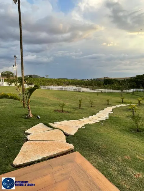 Chácara com 3 quartos à venda em Inhumas - GO - imagem 9 Foto 9 de Chácara com 3 quartos à venda em Inhumas - GO