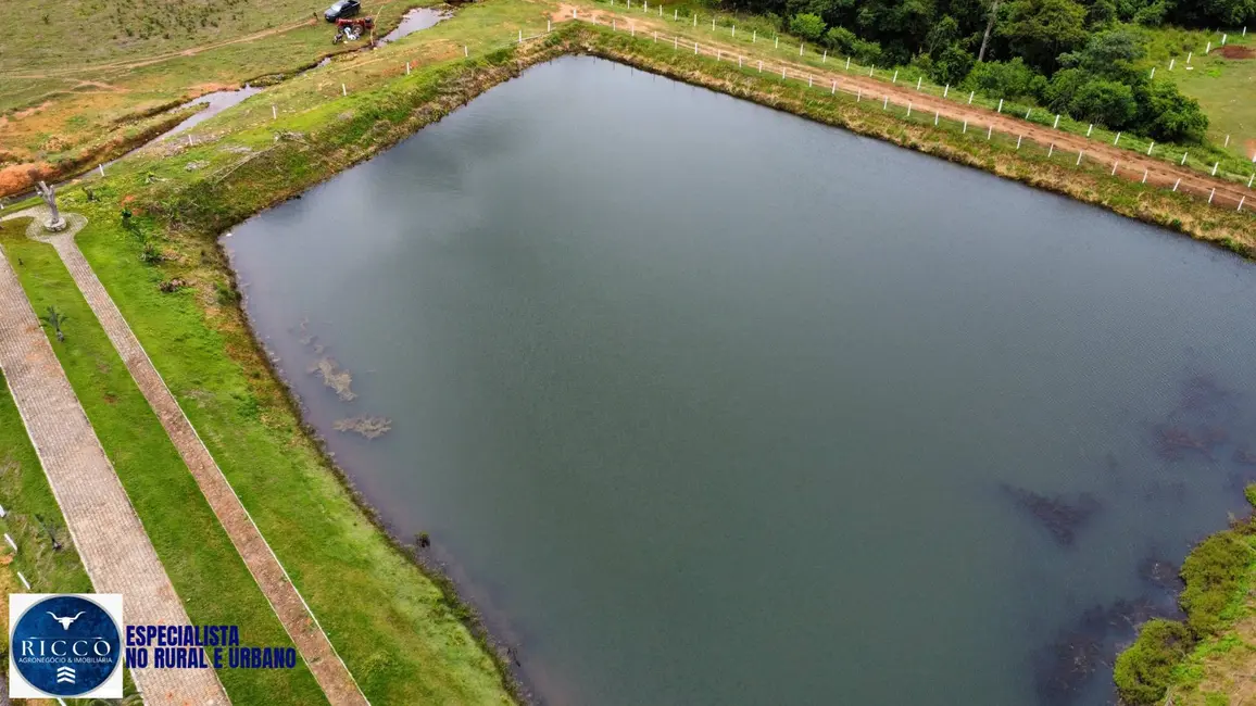 Foto 8 de Fazenda / Haras com 4 quartos à venda, 54m2 em Itapuranga - GO