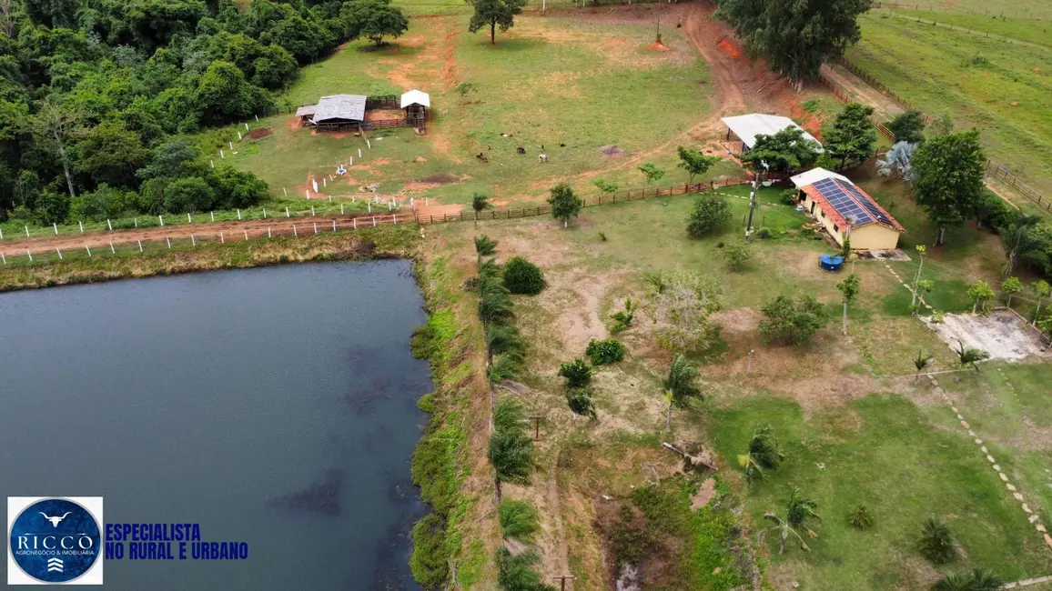 Foto 1 de Fazenda / Haras com 4 quartos à venda, 54m2 em Itapuranga - GO