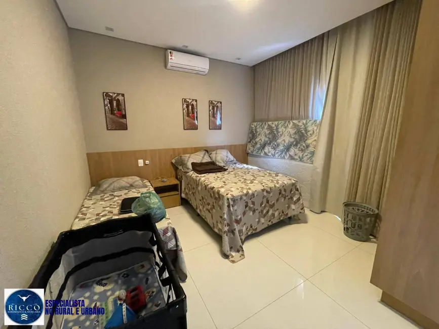 Foto 3 de Chácara com 4 quartos à venda, 2000m2 em Hidrolandia - GO