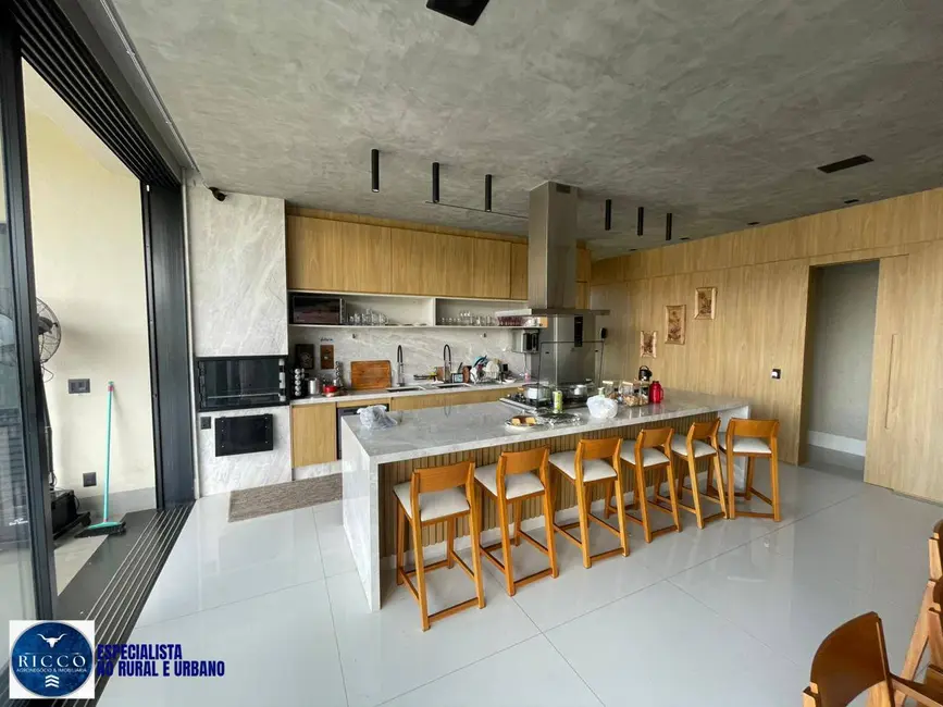 Foto 2 de Chácara com 4 quartos à venda, 2000m2 em Hidrolandia - GO