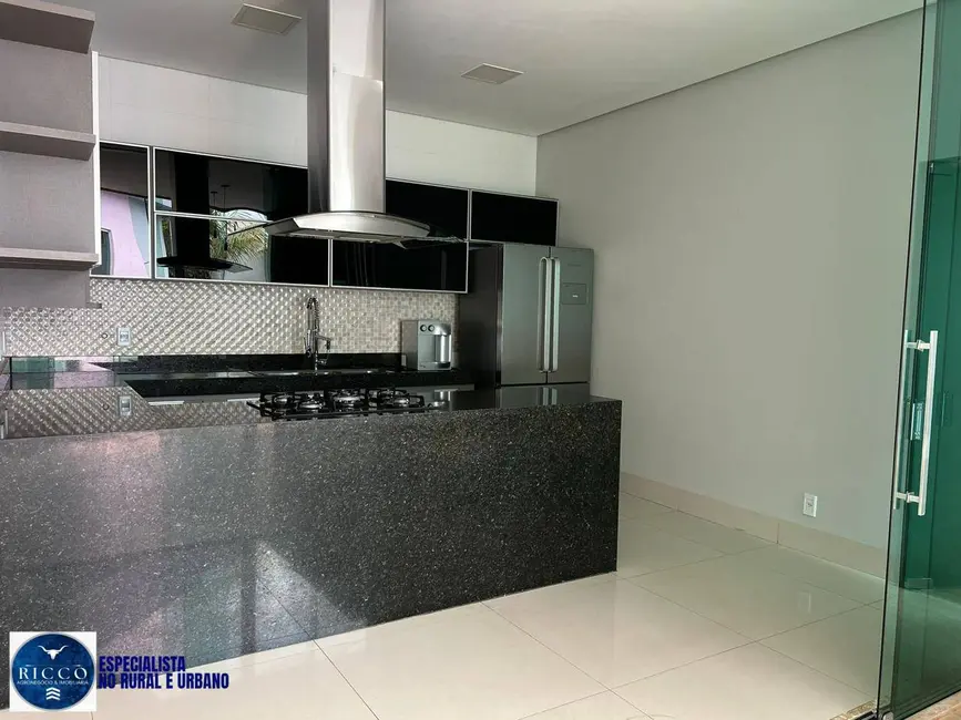 Foto 5 de Casa de Condomínio com 3 quartos à venda, 650m2 em Goiania - GO