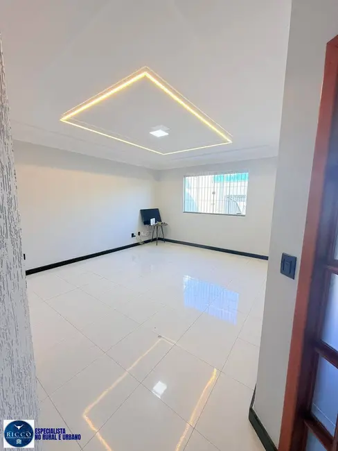 Foto 5 de Casa com 3 quartos à venda, 300m2 em Residencial Porto Seguro, Goiania - GO