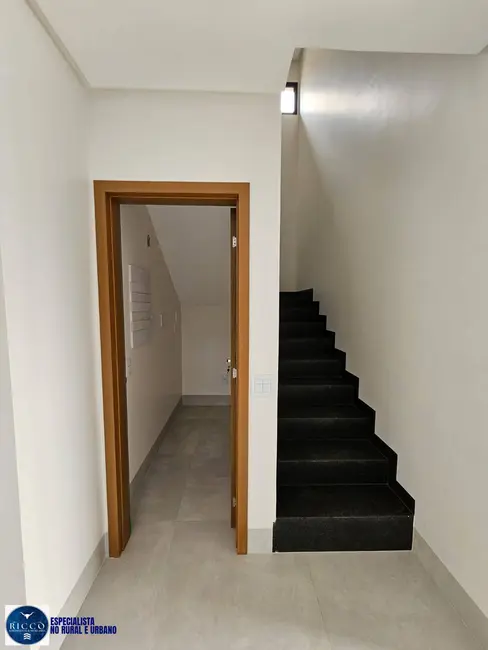 Foto 8 de Casa de Condomínio com 4 quartos à venda, 215m2 em Senador Canedo - GO