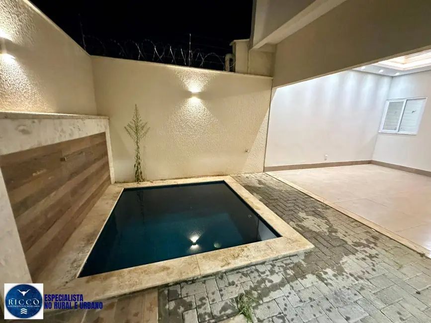 Foto 3 de Casa com 3 quartos à venda, 210m2 em Jardim Atlântico, Goiania - GO