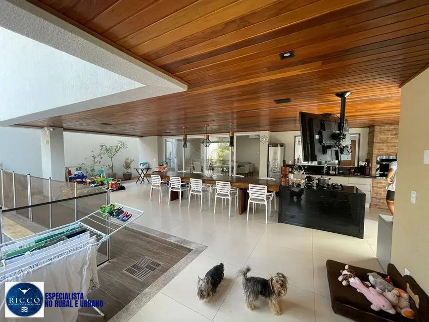 Foto 5 de Casa de Condomínio com 3 quartos à venda, 426m2 em Residencial Goiânia Golfe Clube, Goiania - GO