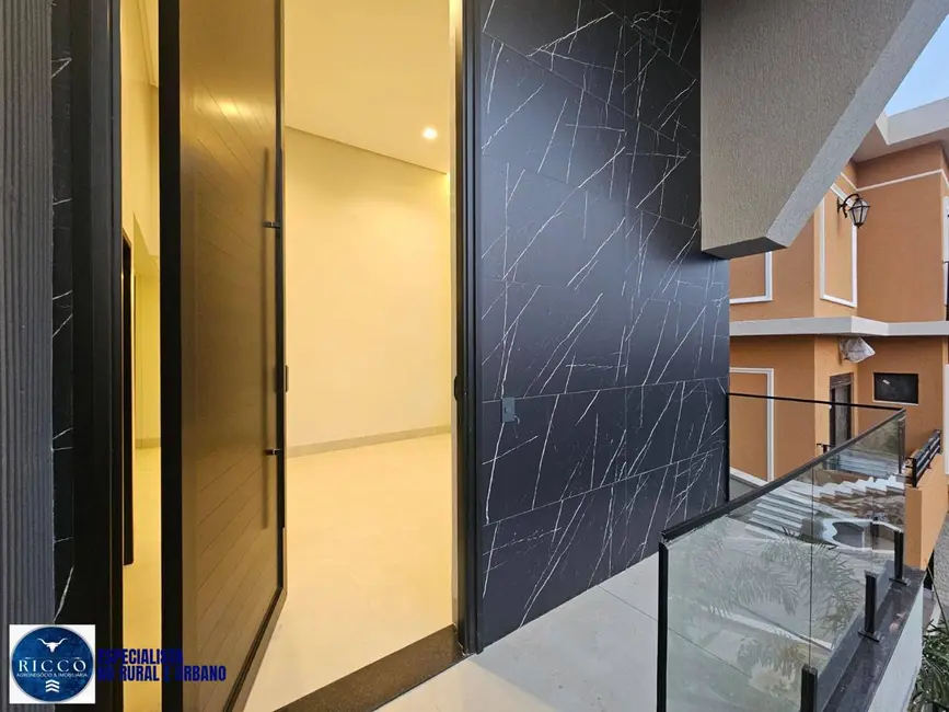 Foto 8 de Casa de Condomínio com 4 quartos à venda, 360m2 em Senador Canedo - GO