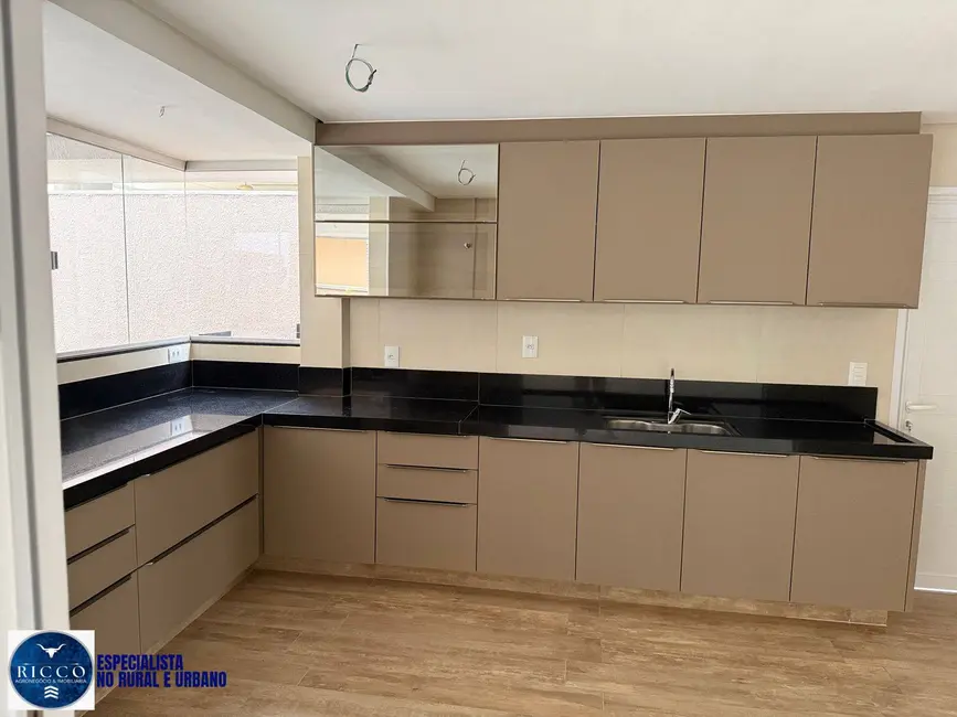 Foto 9 de Casa de Condomínio com 4 quartos à venda, 407m2 em Loteamento Portal do Sol I, Goiania - GO