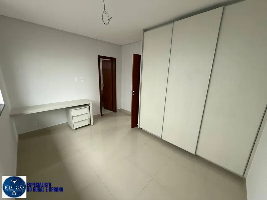 Foto 8 de Casa de Condomínio com 4 quartos à venda, 407m2 em Loteamento Portal do Sol I, Goiania - GO