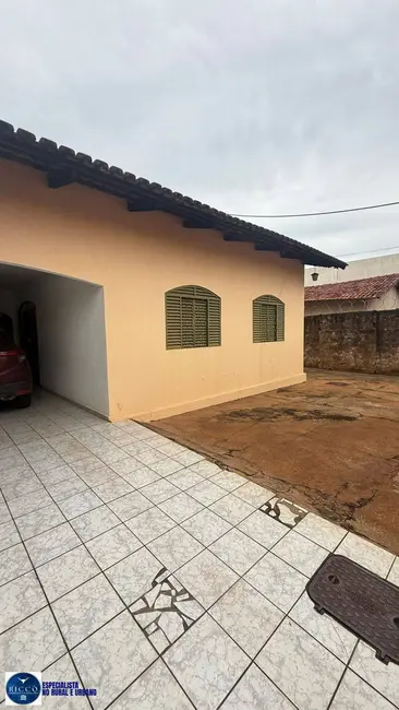 Foto 1 de Casa com 3 quartos à venda, 595m2 em Jardim Europa, Goiania - GO