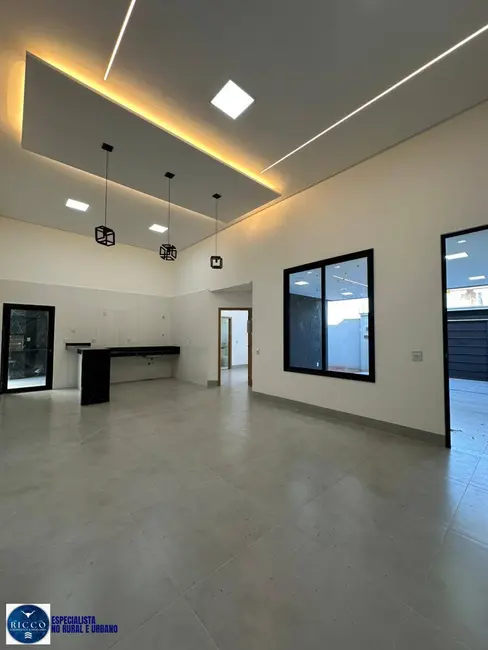 Foto 2 de Casa com 3 quartos à venda, 240m2 em Setor Três Marias, Goiania - GO