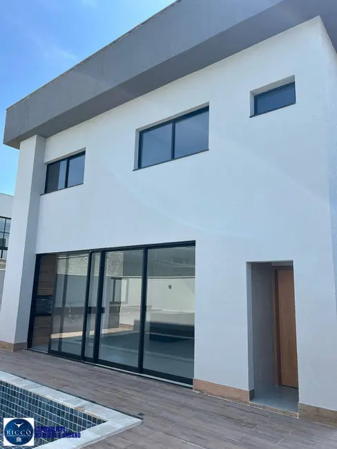 Foto 8 de Casa de Condomínio com 4 quartos à venda, 300m2 em Senador Canedo - GO