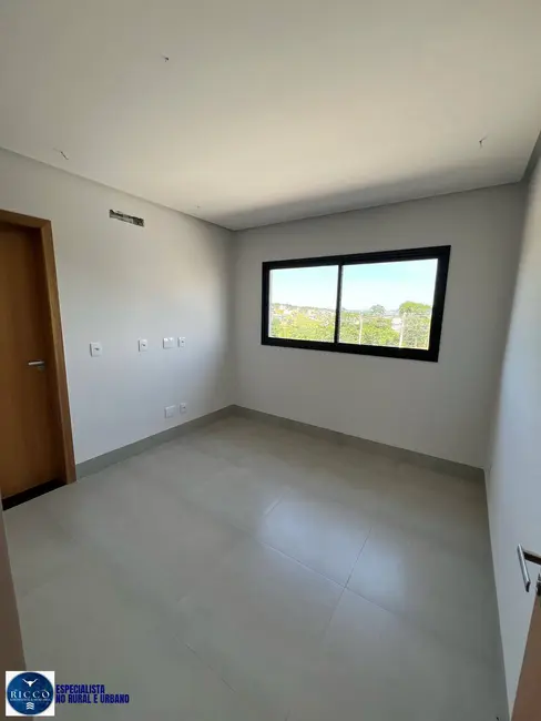 Foto 7 de Casa de Condomínio com 4 quartos à venda, 300m2 em Senador Canedo - GO