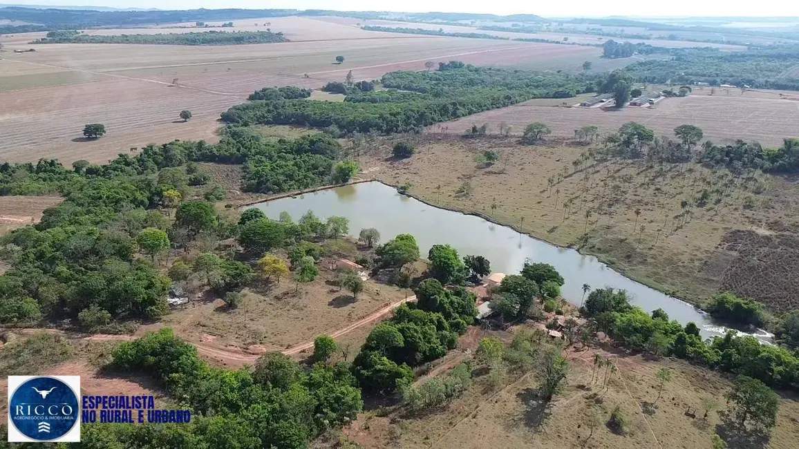 Foto 1 de Fazenda / Haras com 3 quartos à venda, 34m2 em Orizona - GO