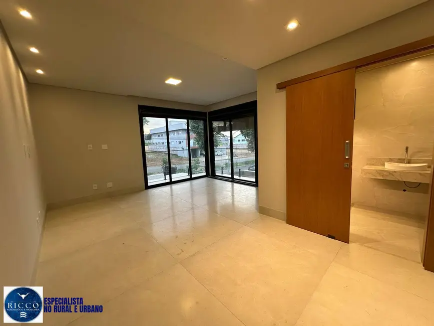 Foto 9 de Casa com 3 quartos à venda, 210m2 em Jardim Atlântico, Goiania - GO