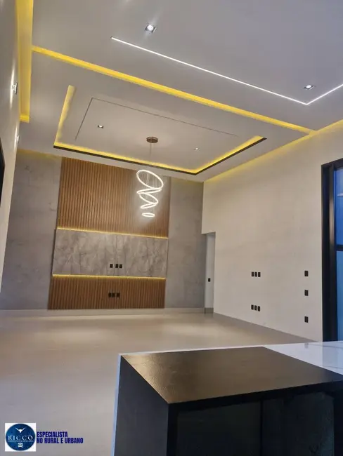 Foto 4 de Casa com 3 quartos à venda, 345m2 em Moinho dos Ventos, Goiania - GO