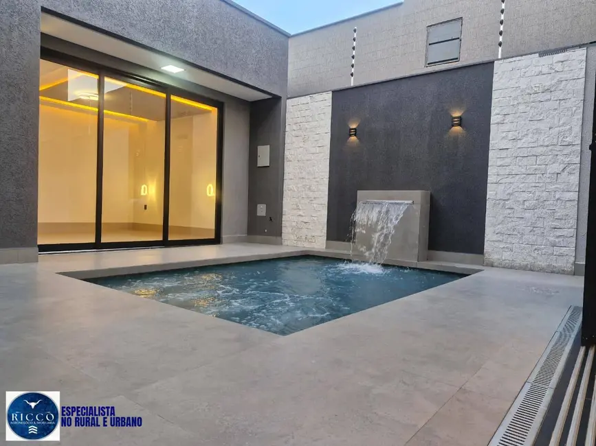 Foto 2 de Casa com 3 quartos à venda, 345m2 em Moinho dos Ventos, Goiania - GO