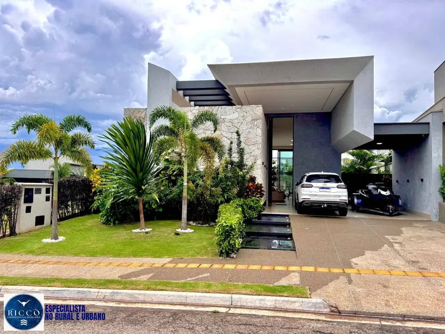 Casa de Condomínio com 3 quartos à venda, 444m2 em Residencial Goiânia Golfe Clube, Goiania - GO - imagem 1 Foto 1 de Casa de Condomínio com 3 quartos à venda, 444m2 em Residencial Goiânia Golfe Clube, Goiania - GO