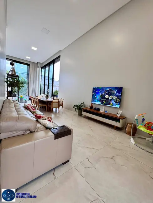 Casa de Condomínio com 3 quartos à venda, 444m2 em Residencial Goiânia Golfe Clube, Goiania - GO - imagem 7 Foto 7 de Casa de Condomínio com 3 quartos à venda, 444m2 em Residencial Goiânia Golfe Clube, Goiania - GO