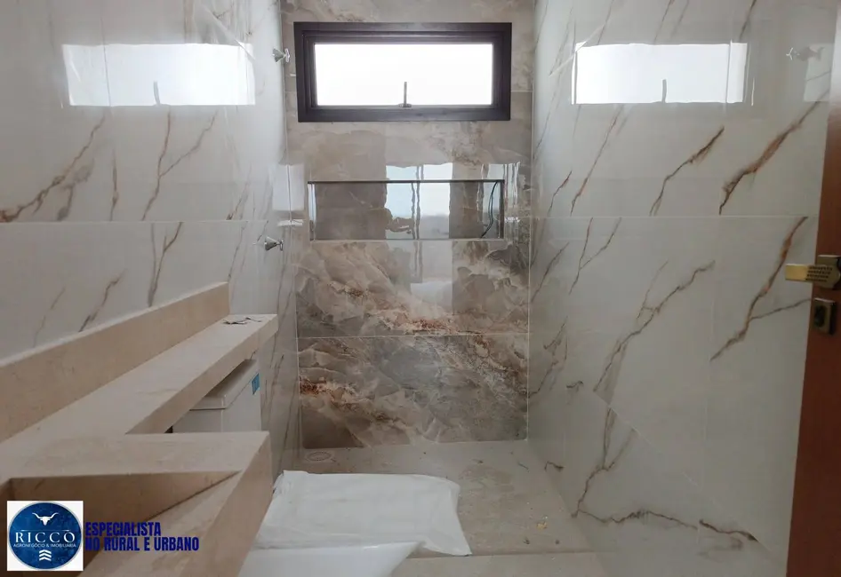 Foto 6 de Casa com 3 quartos à venda, 360m2 em Jardim Petrópolis, Goiania - GO