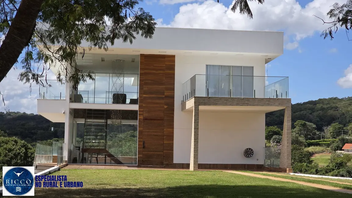 Foto 1 de Casa de Condomínio com 6 quartos à venda, 1280m2 em Hidrolandia - GO