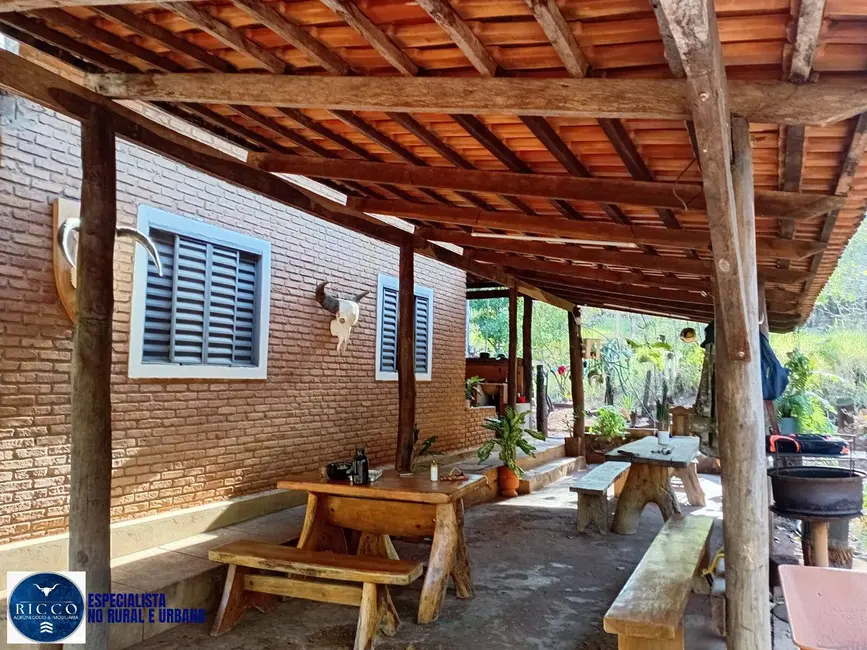 Foto 4 de Fazenda / Haras com 3 quartos à venda, 28m2 em Montes Claros De Goias - GO