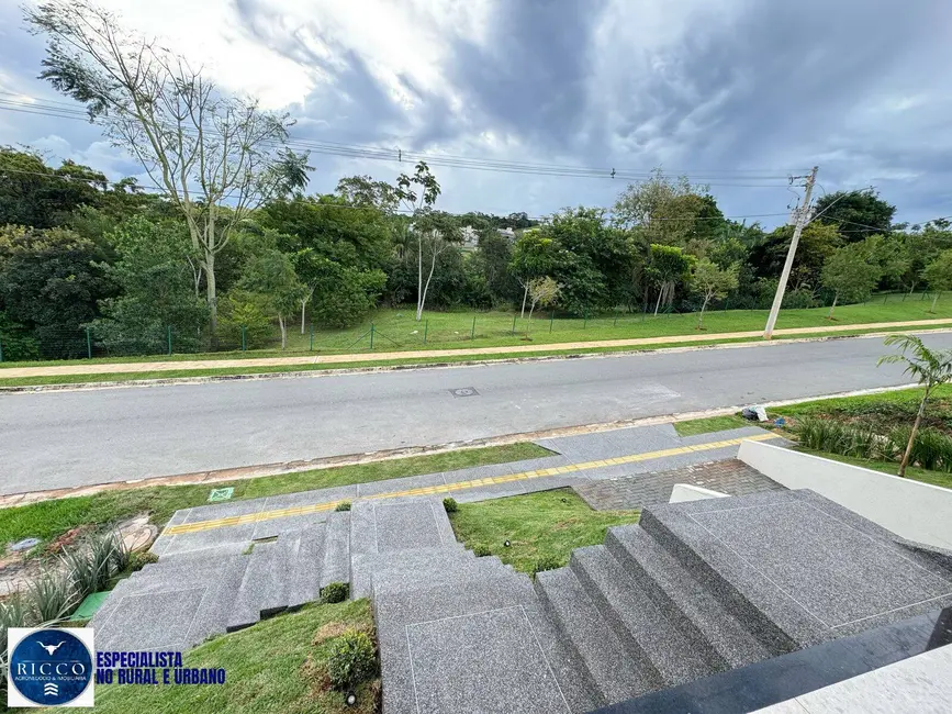 Foto 3 de Casa de Condomínio com 3 quartos à venda, 360m2 em Senador Canedo - GO