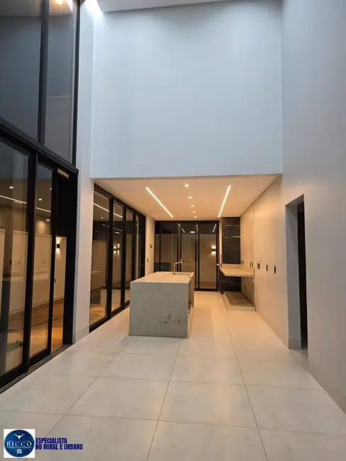 Foto 2 de Casa de Condomínio com 4 quartos à venda em Parqville Pinheiros, Aparecida De Goiania - GO