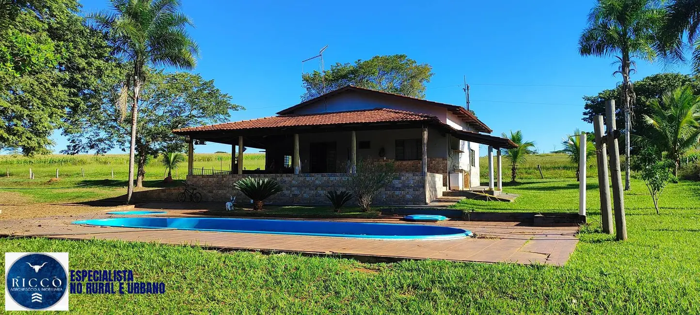 Foto 1 de Chácara com 4 quartos à venda em Trindade - GO