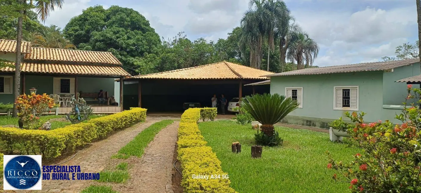 Foto 2 de Fazenda / Haras com 3 quartos à venda, 37m2 em Pirenopolis - GO