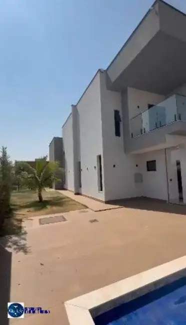 Foto 2 de Casa de Condomínio com 4 quartos à venda, 577m2 em Residencial Goiânia Golfe Clube, Goiania - GO