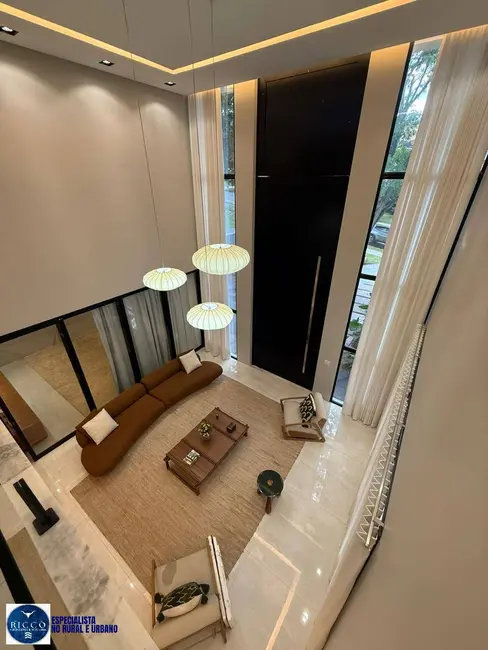 Casa de Condomínio com 4 quartos à venda, 1350m2 em Residencial Aldeia do Vale, Goiania - GO - imagem 3 Foto 3 de Casa de Condomínio com 4 quartos à venda, 1350m2 em Residencial Aldeia do Vale, Goiania - GO