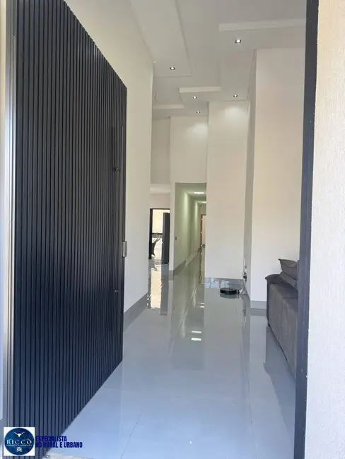 Foto 4 de Casa com 3 quartos à venda, 375m2 em Residencial Condomínio Jardim Veneza, Senador Canedo - GO